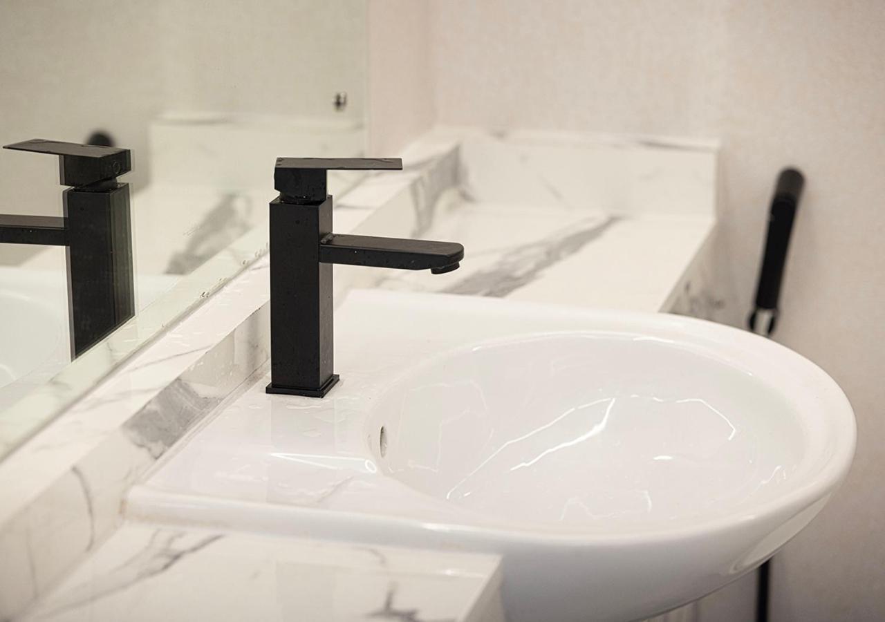 Next'House - Skyview Host Hostel Dubaj Kültér fotó